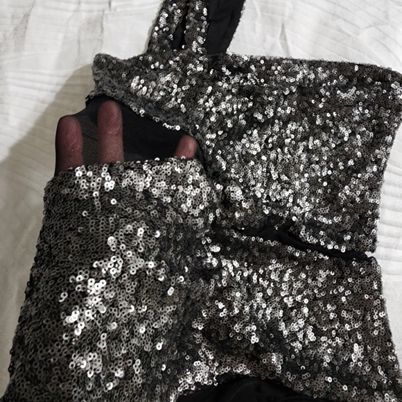 Top - Picture 2 of 4